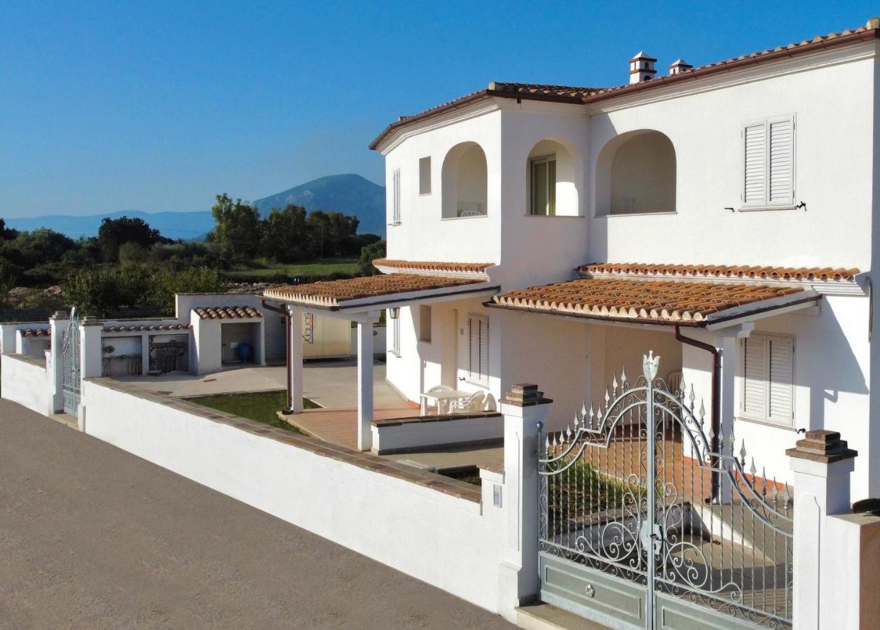 In With Air Conditioning And Private Outdoor Area Orosei